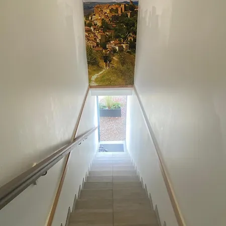 Coeur De Village Tous Services 아파트 *