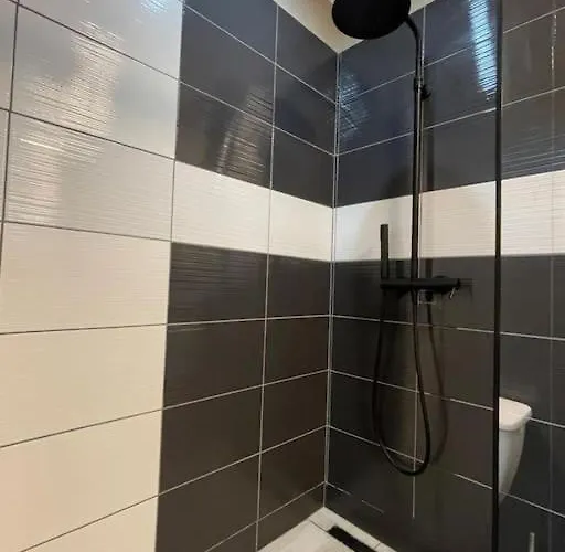 Διαμέρισμα Coeur De Village Tous Services Cahuzac-sur-Vère